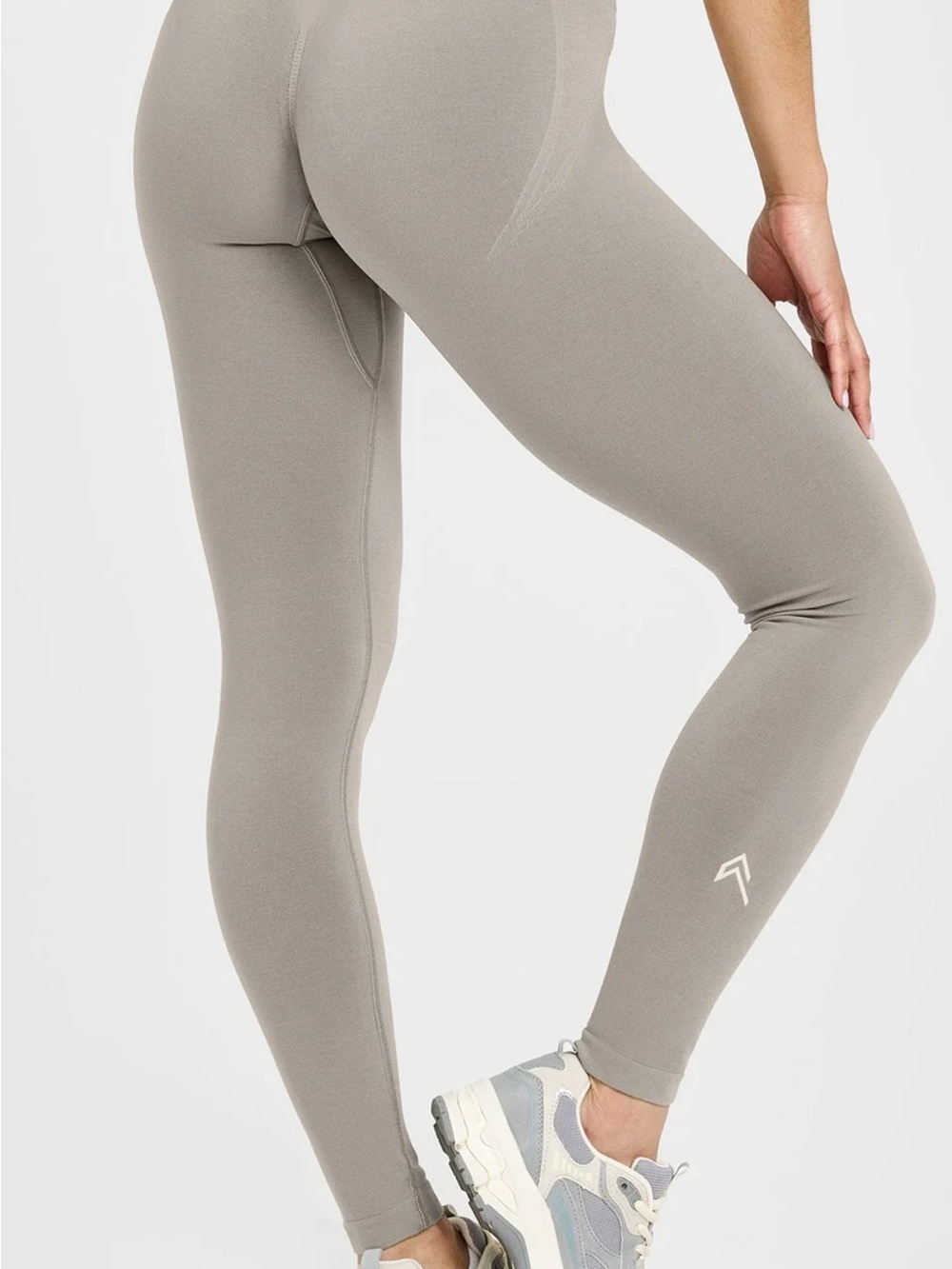 Oner Active High-Waist Seamless Leggings in Cream (no longer sold on oner!)